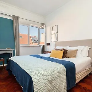 urbana-lisbon-rato-apartment.hotels-lisbon-portugal.com/